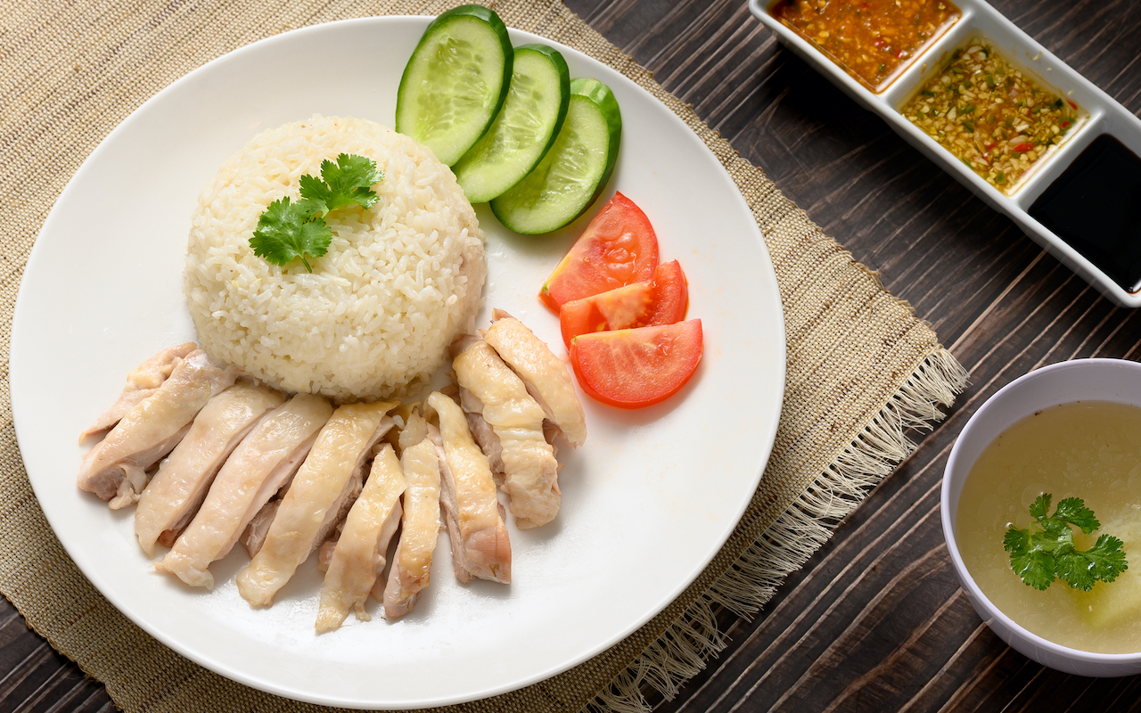 Hainanese chicken rice singapore