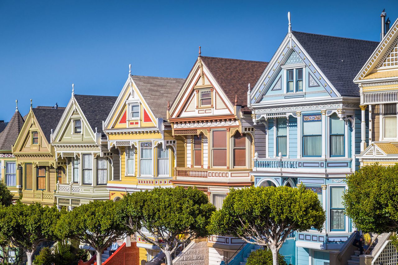 Painted ladies houses in San Francisco