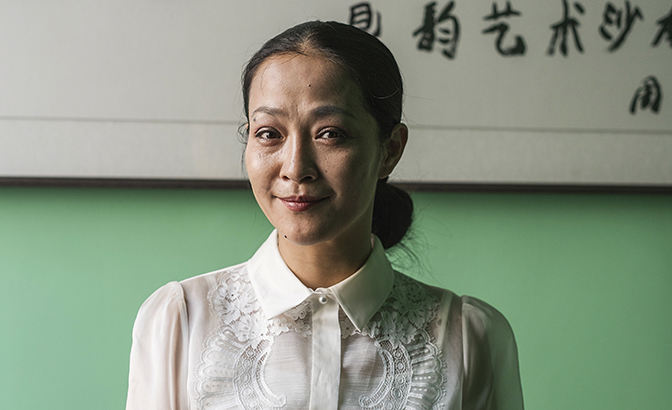 Lin Moru is the chairwoman of Dingyun Art Salon