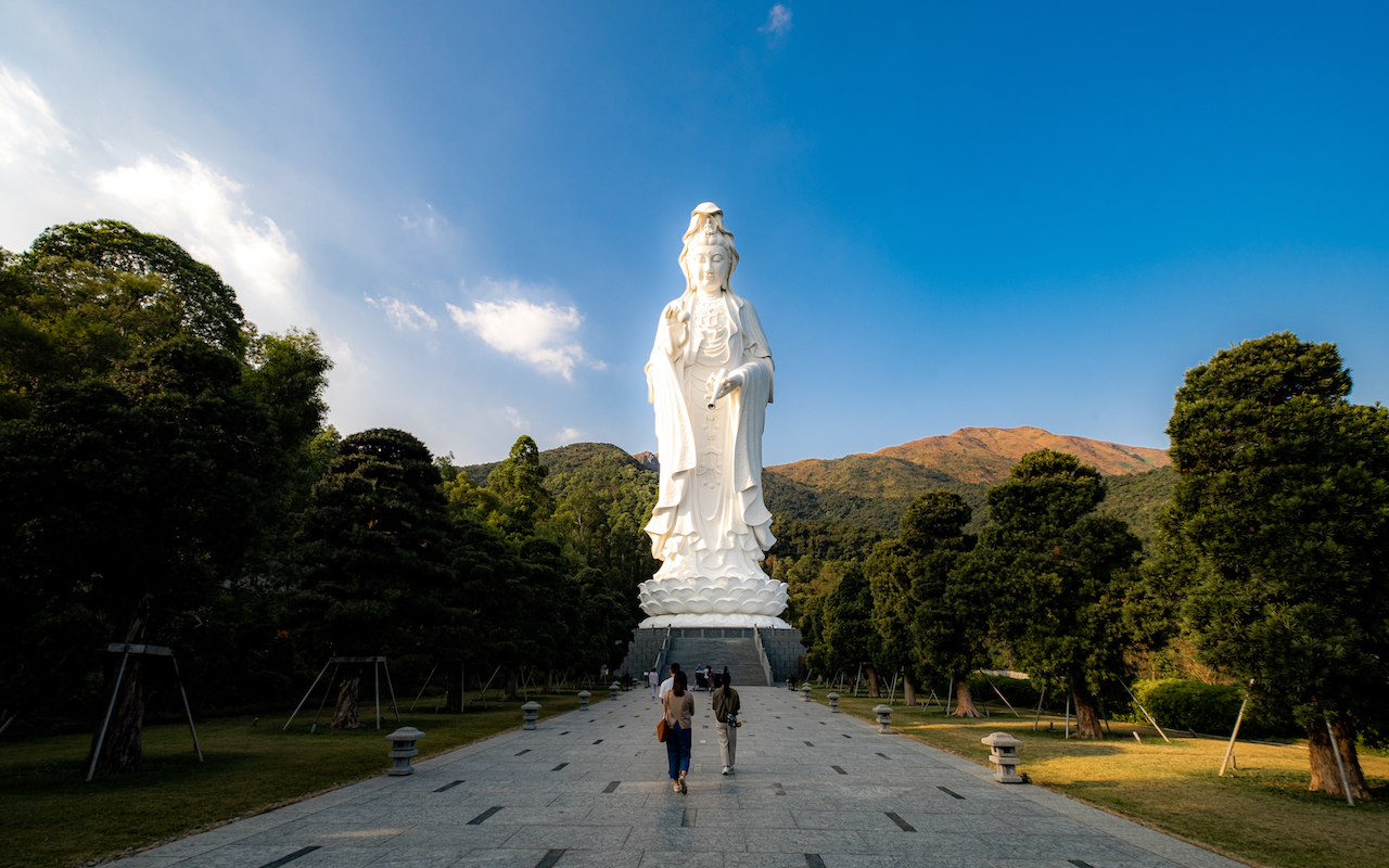 Guan Yin statue in Tsz Shan Monastery 