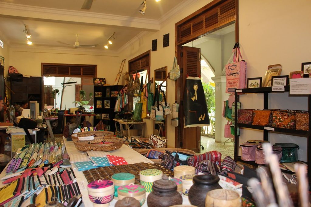 the starfish project handicrafts shop cambodia