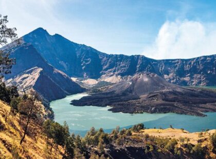 mount rinjani lombok volcano crater lake