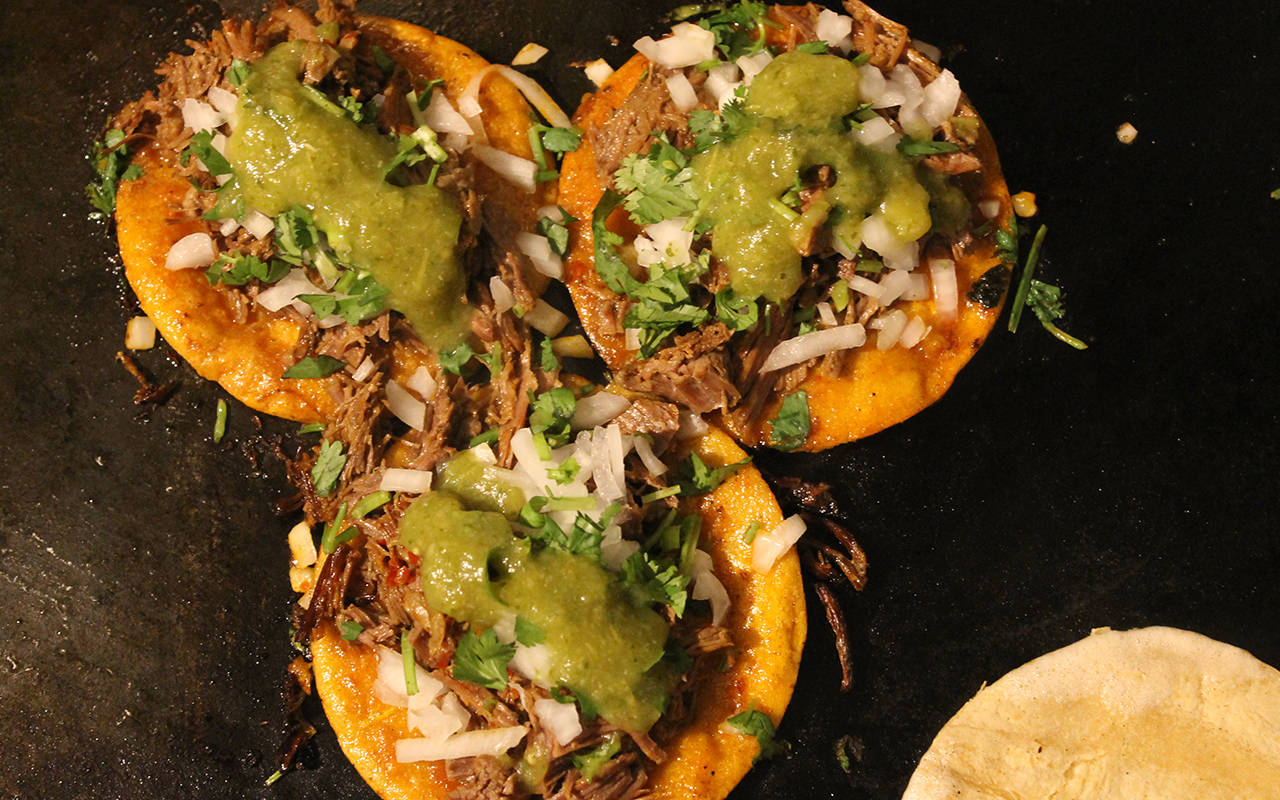 Tacos from Carnitas El Momo