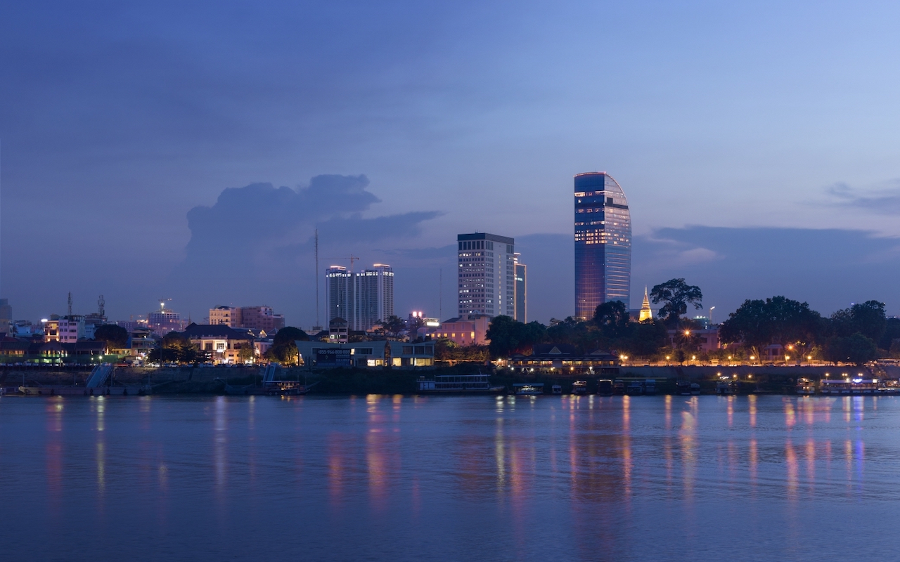 rosewoord hotel against phnom penh skyline silverkris cityguide