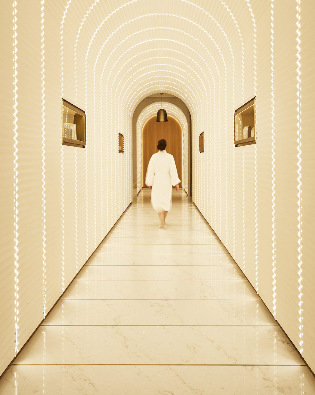 Spa Emerald Palace Kempinski Dubai_Cinq Mondes Corridor_2018