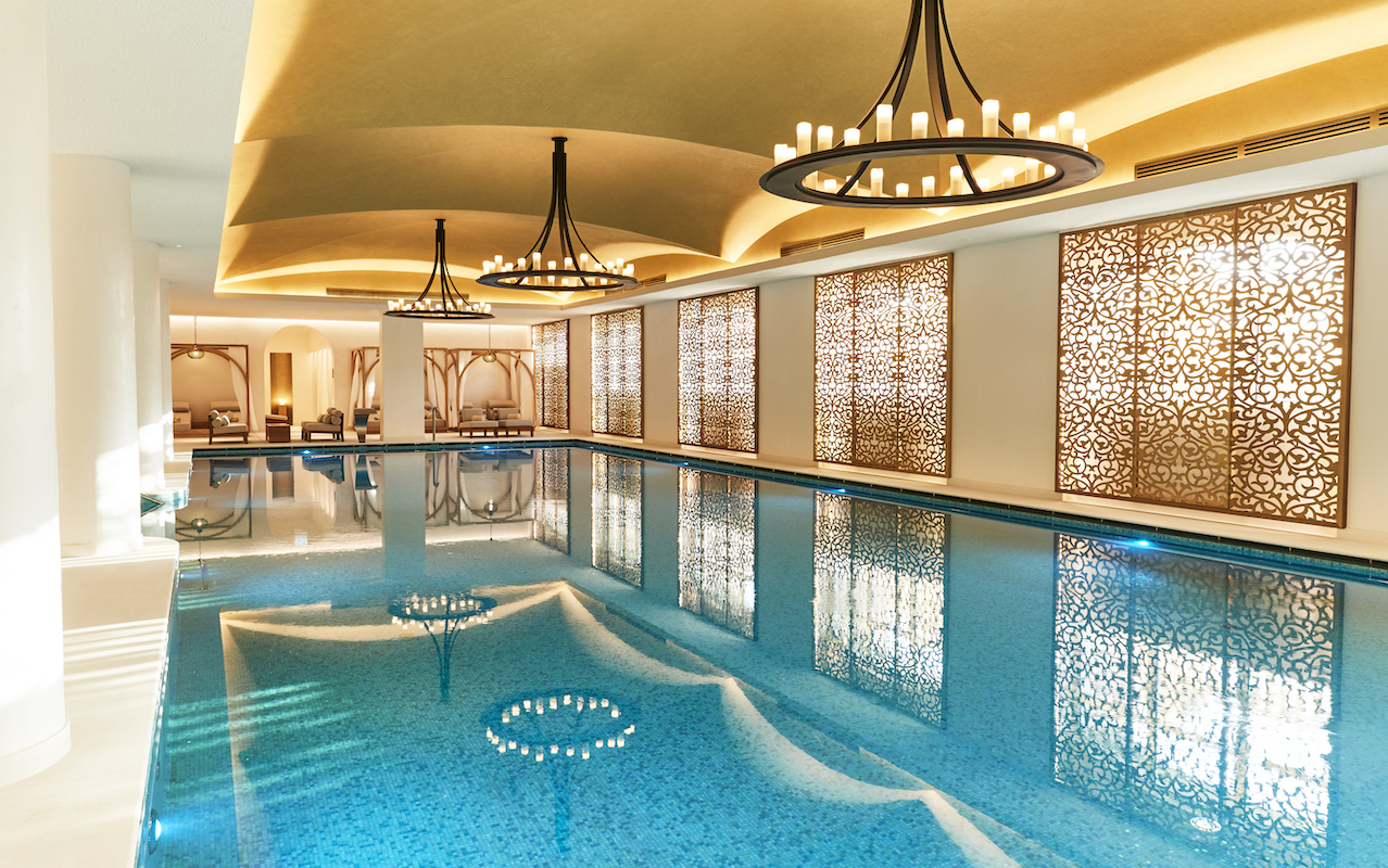 Pool Emerald Palace Kempinski Dubai_Indoor Pool 2018 01