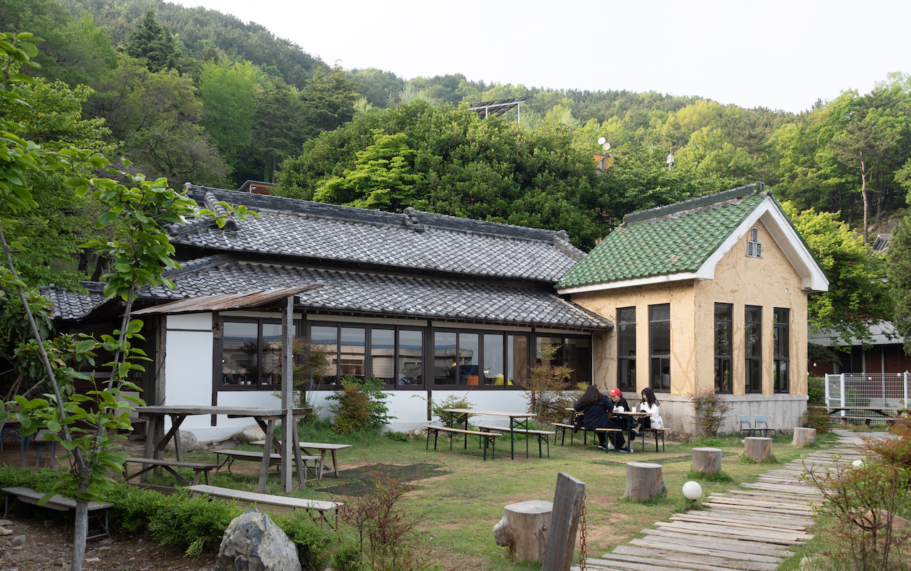 Choryang Busan architecture
