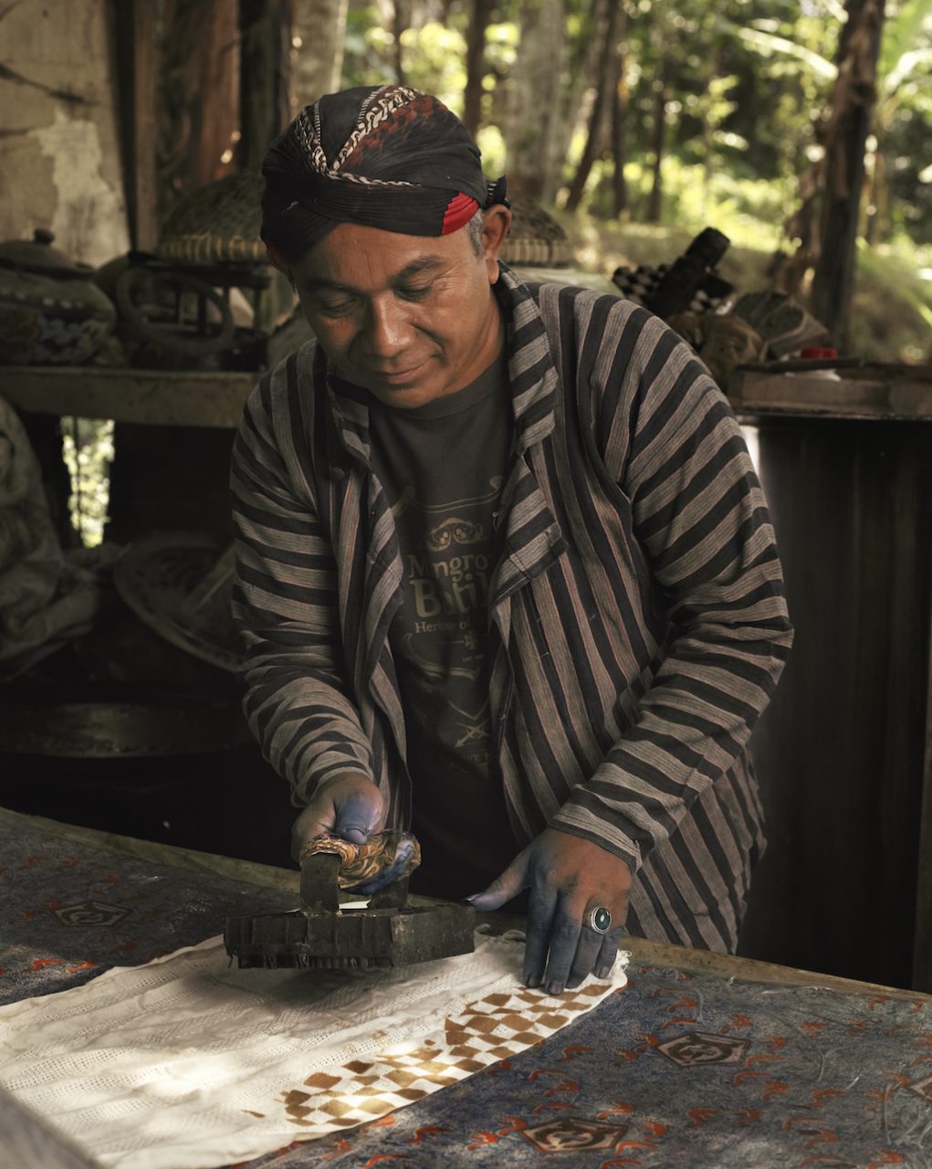 batik artist marheno jayanto silkwinds