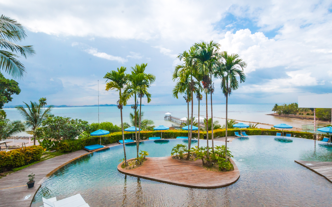 Montigo resorts Tadd's pool singapore islands