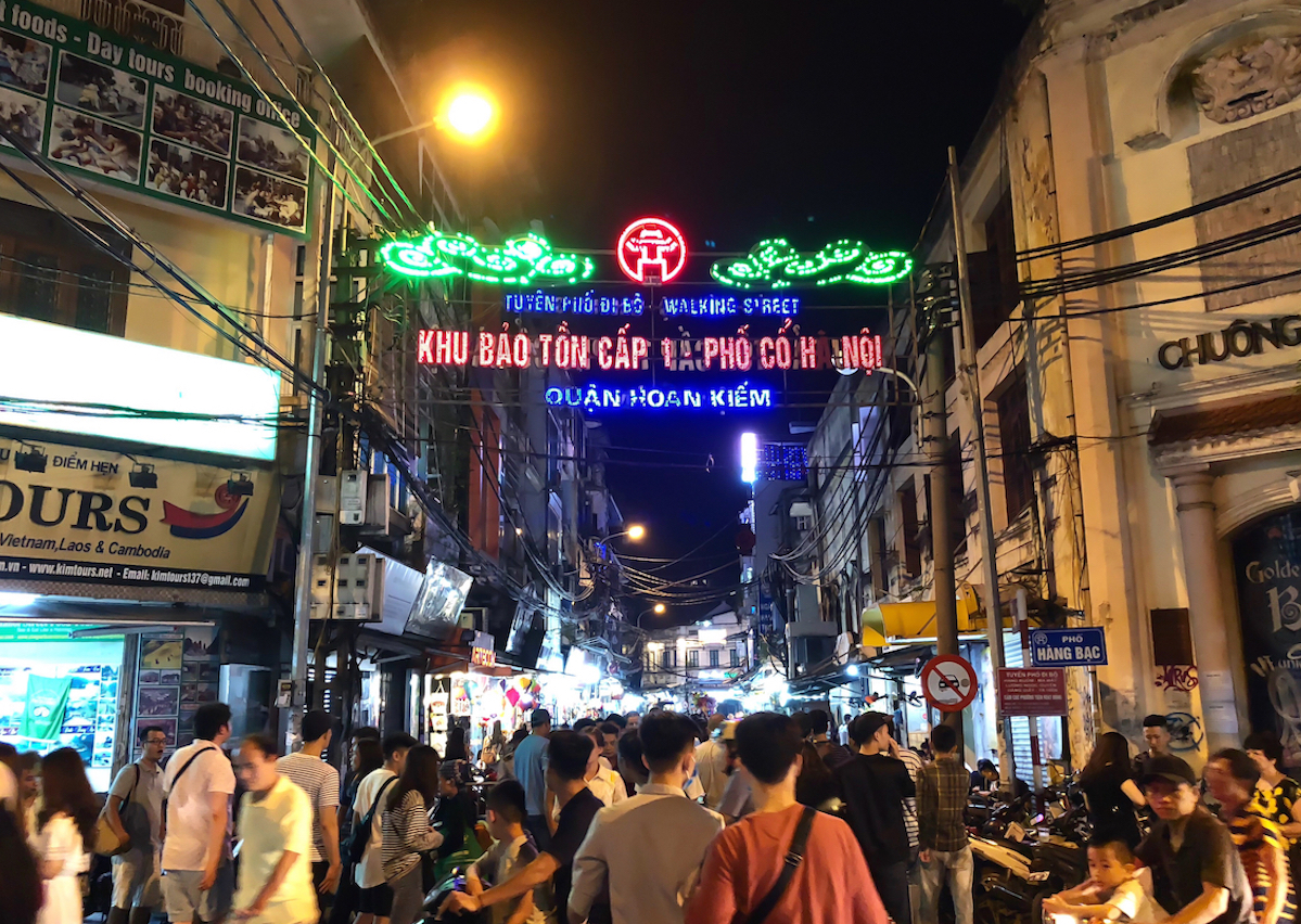 Bia Hoi street Hanoi SilverKris City Guide