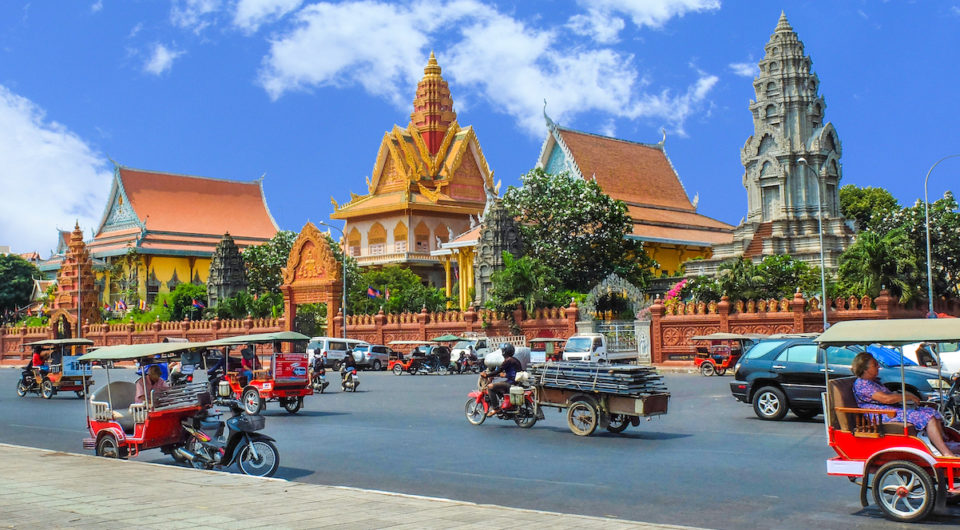 phnompenh Akarat Phasura : Shutterstock.com