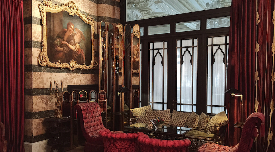 antique turkish baroque hotel room royal