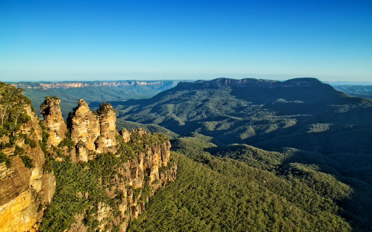 Three Sisters rock formation in the Blue Mountains