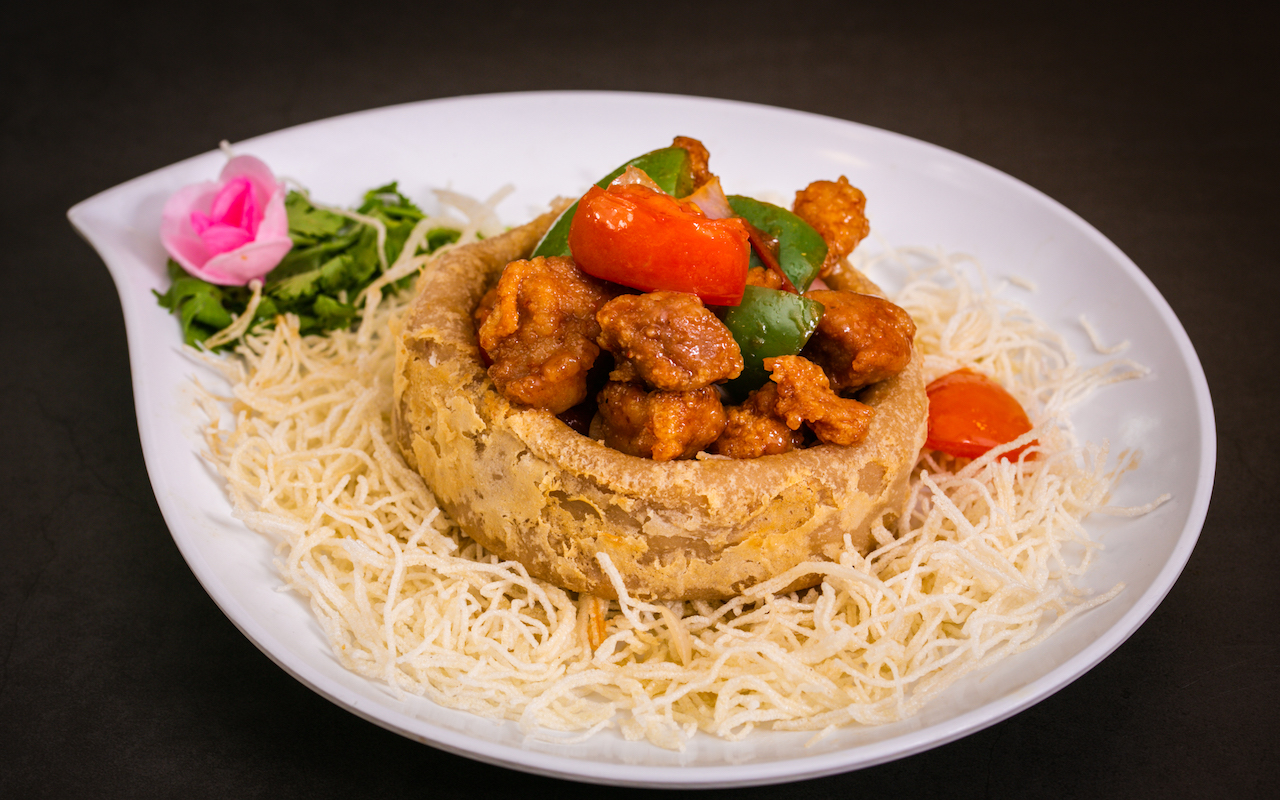 Di Wei Teochew Restaurant Sweet _ Sour Pork Yam Ring