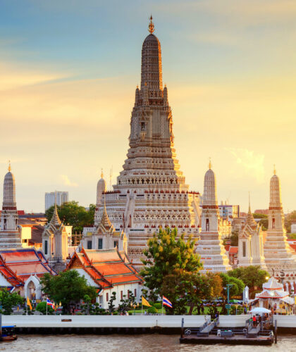 Wat Arun Temple in bangkok