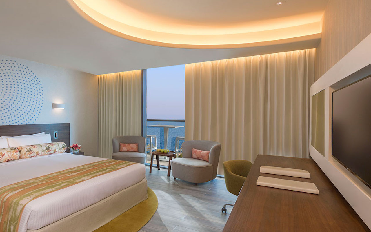 luxury deluxe suite sea view hotel room