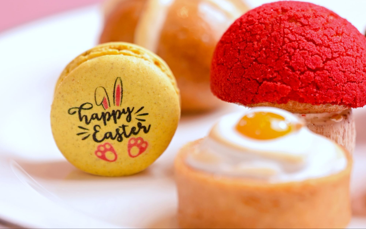 2023 Easter brunch in Singapore - Easter macarons La Brasserie The Fullerton Hotel Singapore