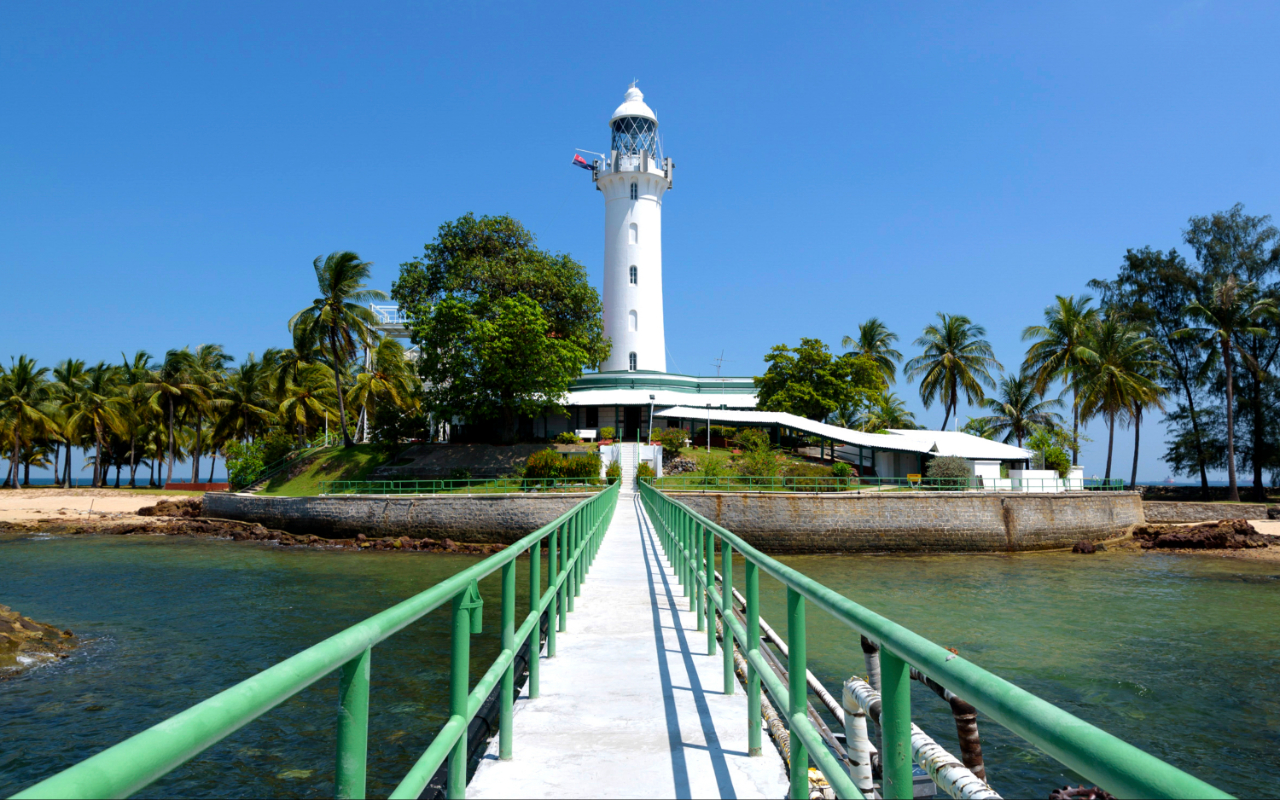 secret spots singapore - Raffles Lighthouse